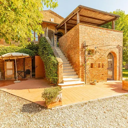 Prugnolo Farm stay *